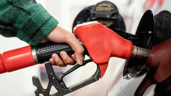 Radican acción popular en la que denuncian sobreprecio de la gasolina para financiar déficit del diésel