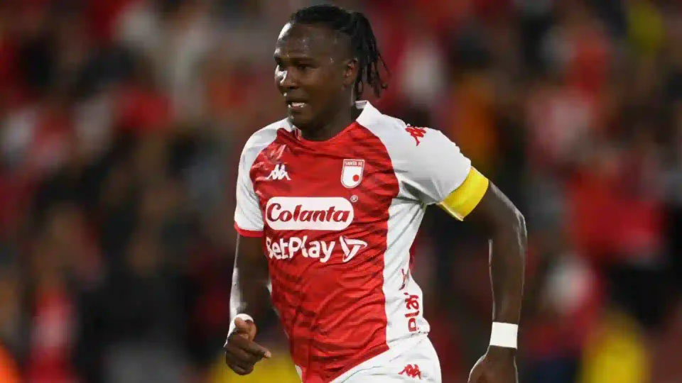 Rodallega casi hace gol en la final con Santa Fe ante Medellín