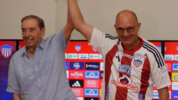 Desde Junior confesaron que siguieron consejos de la IA para contratar a Alfredo Arias Desde Junior confesaron que siguieron consejos de la IA para contratar a Alfredo Arias