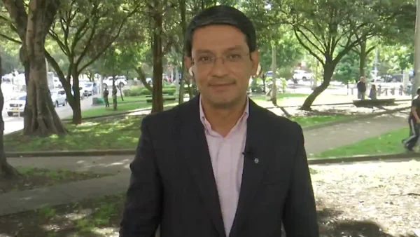 Camilo Romero: Que los colombianos sepan cuánto tienen en las cuentas los funcionarios de alto nivel