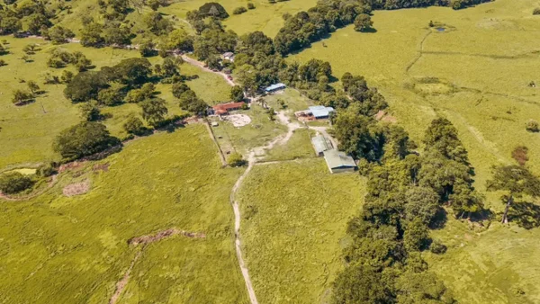 Recuperan 3.000 hectáreas usadas por narcotraficantes y paramilitares en Cundinamarca