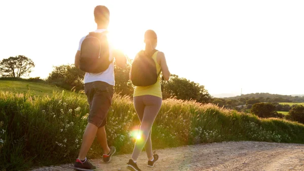 Científicos sugieren un número de pasos por día para prevenir la demencia