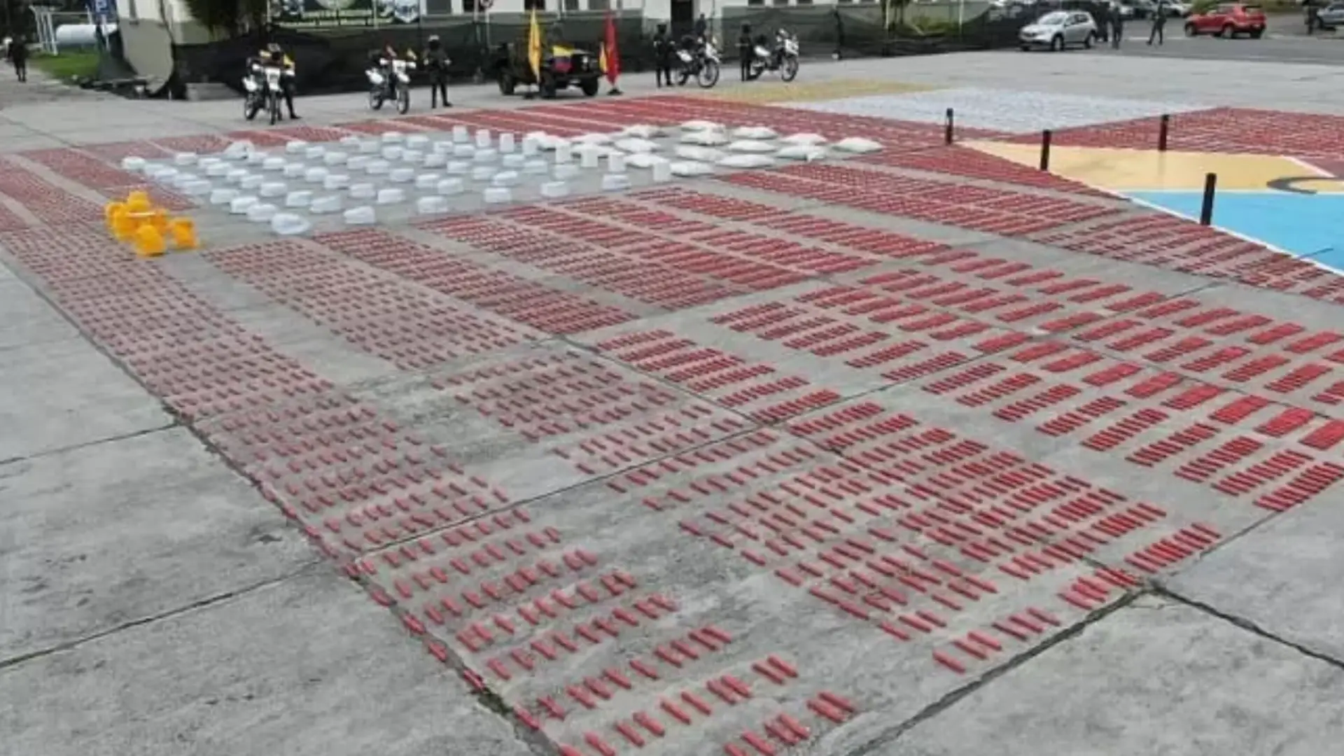 Ejército incautó 3,8 toneladas de explosivos en Nariño y frustró fabricación de 38.000 minas antipersonal