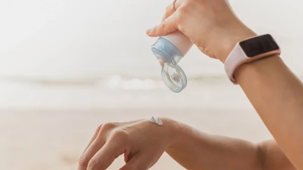 Protector solar y su adecuado uso: expertos desmienten algunos mitos Protector solar y su adecuado uso: expertos desmienten algunos mitos