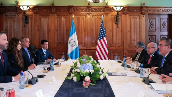 Guatemala ofrecerá asilo a migrantes nicaragüenses deportados por EE. UU. Guatemala ofrecerá asilo a migrantes nicaragüenses deportados por EE. UU.