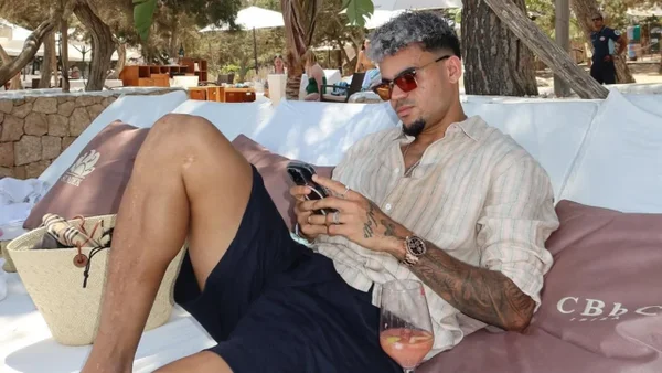 La foto de Luis Díaz con una figura del Barcelona que desató los rumores