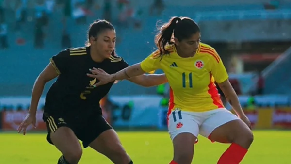 Colombia sufrió duro golpe: Diana Ordóñez abrió el marcador con golazo para México