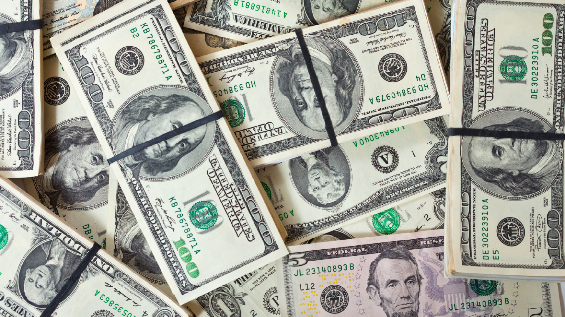 precio-dolar-en-colombia-inteligencia-artificial-analizo-si-podria-seguir-cayendo-y-bajar-de-3900-pesos