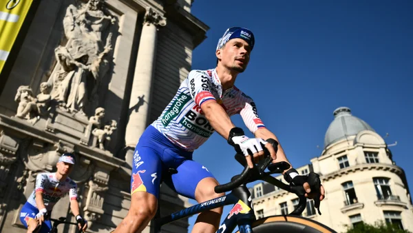 Carro atropelló al reconocido ciclista Primož Roglič: este es su estado de salud