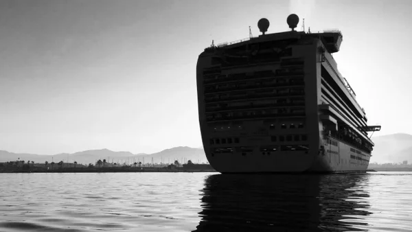 Hombre saltó de un crucero para salvar a su hija en Estados Unidos: esta es la historia Hombre saltó de un crucero para salvar a su hija en Estados Unidos: esta es la historia