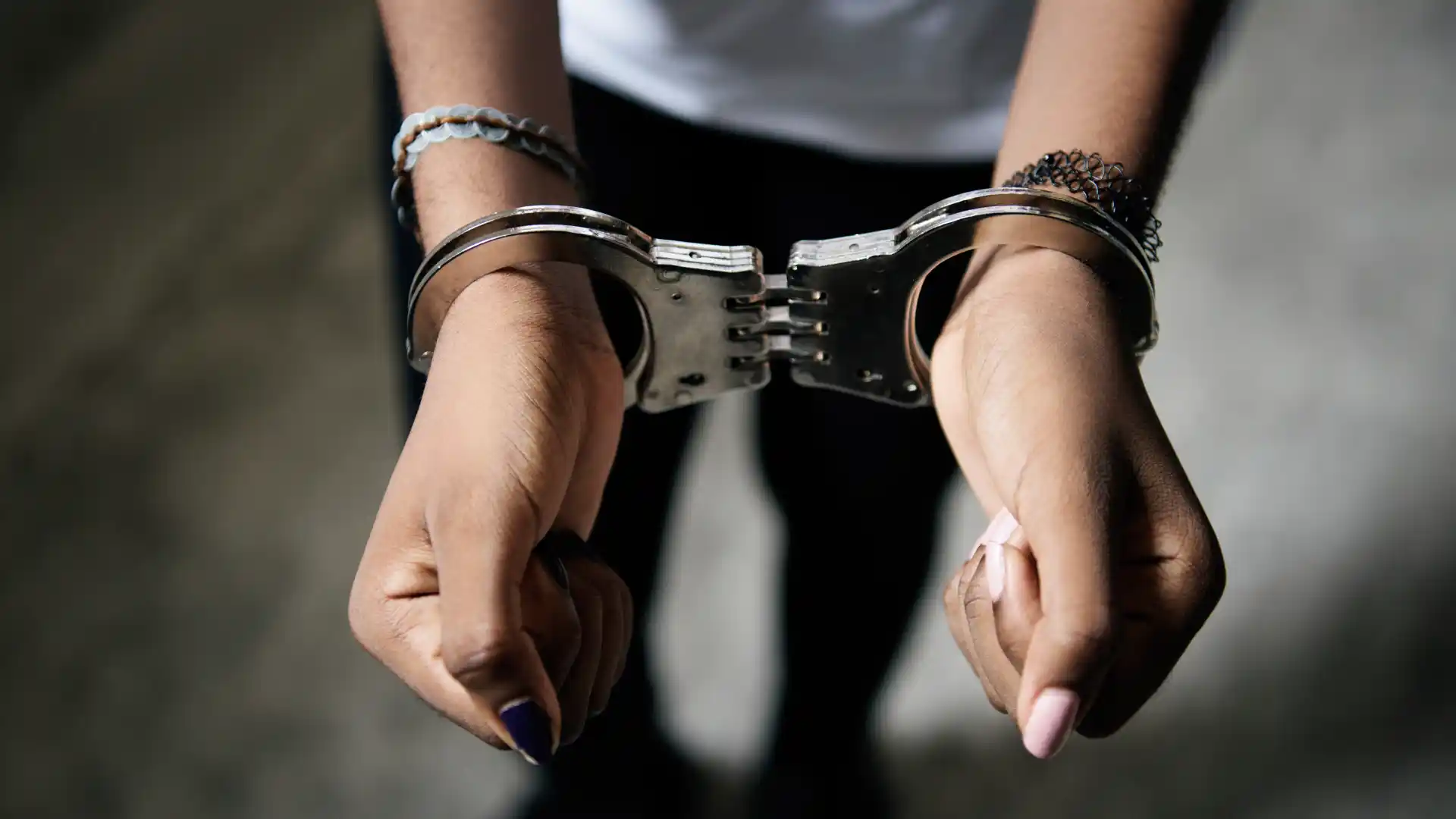 mujer-presa-cai-bogota Mujer que explotó por error un artefacto confesó que atentaría contra CAI del sur de Bogotá