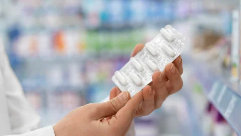 Vocero pacientes sobre falta de medicamentos