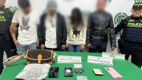 Ladrones robaron a extranjeras en Bogotá.