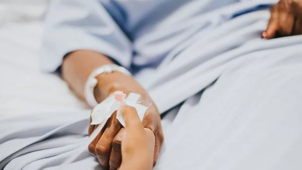 Famoso cantante revela que estuvo desconectado de su corazón por más de 40 minutos