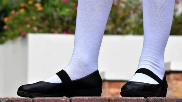 Niña de 9 años era abusada por profesor en una bodega de su colegio en Chía Niña de 9 años era abusada por profesor en una bodega de su colegio en Chía