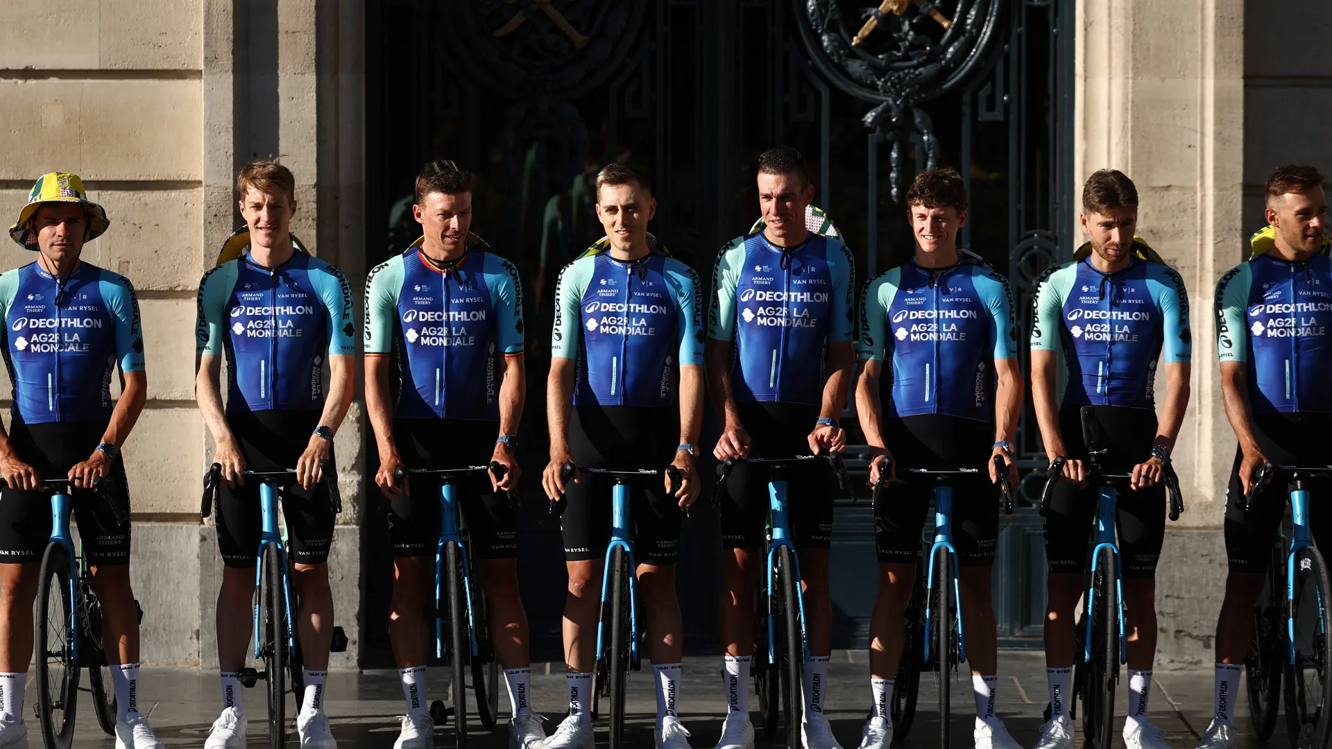 equipo-tour-de-francia Decathlon AG2R La Mondiale Team