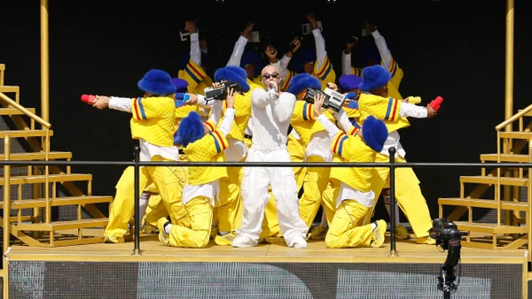 VIDEO | Así fue la presentación 'tricolor' de J Balvin en la final del Mundial de Clubes