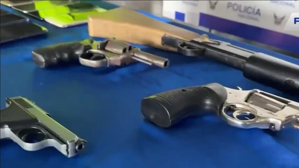 Tres colombianos capturados en operativos contra bandas criminales en Ecuador Tres colombianos capturados en operativos contra bandas criminales en Ecuador