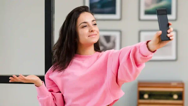 ¿Por qué hay personas que suben fotos de sí mismos en redes sociales todos los días?