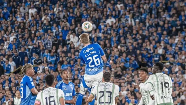 Millonarios va en serio por un delantero que ya tuvo un paso por Inglaterra: esto se reveló