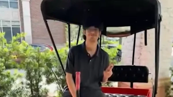 Familia de colombiano detenido en Alligator Alcatraz pide auxilio: “No recibe el sol” Familia de colombiano detenido en Alligator Alcatraz pide auxilio: “No recibe el sol”