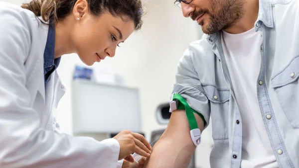 OMS recomienda medicamento inyectable para prevenir la infección por el VIH