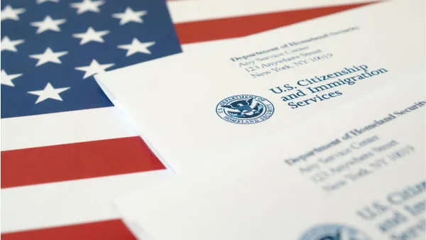 Estados Unidos cobrará importante suma a viajeros extranjeros por documento esencial: esto costará