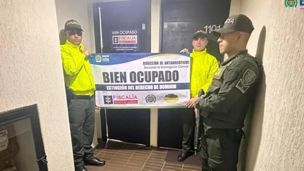 Extinción de dominio a bienes vinculados con ‘Los Carboneros’