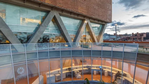 Preocupación por reciente decisión de la Fundación Santa Fe que afecta a docentes Preocupación por reciente decisión de la Fundación Santa Fe que afecta a docentes