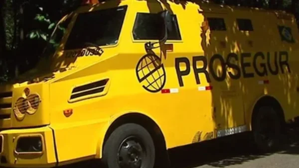 Frustran intento de robo a vehículo de valores en vía entre Roldanillo y El Dovio Frustran intento de robo a vehículo de valores en vía entre Roldanillo y El Dovio