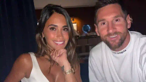Messi Antonella kiss cam concierto Coldplay video