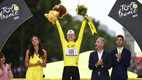 Tadej Pogačar realiza inesperada confesión sobre la fecha de su retiro en el ciclismo