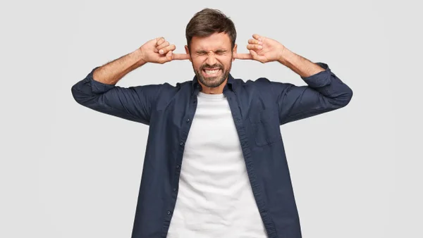 Importancia de cuidar la audición con el aumento de la edad, según expertos Importancia de cuidar la audición con el aumento de la edad, según expertos