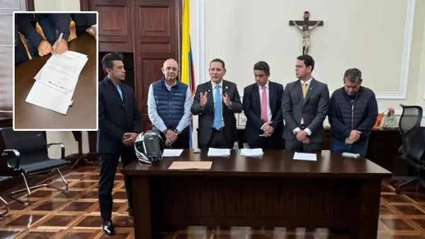 “Se les acabó el negocio”: proyecto de ley regularía cobros en patios y grúas para vehículos inmovilizados “Se les acabó el negocio”: proyecto de ley regularía cobros en patios y grúas para vehículos inmovilizados