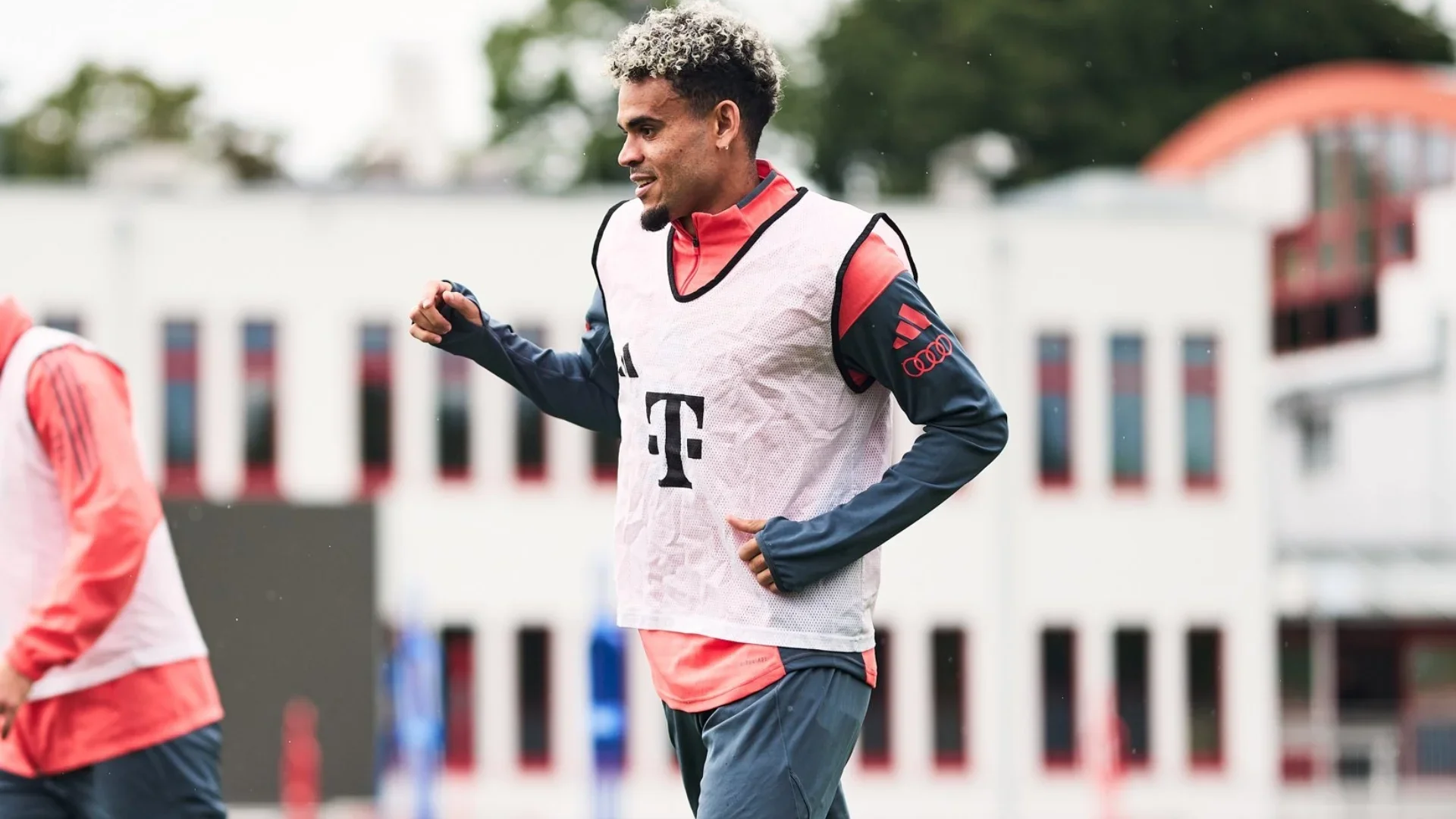 luis-bayern-amistoso Luis Díaz