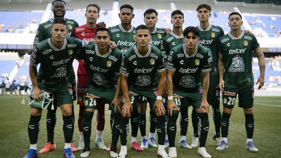 León