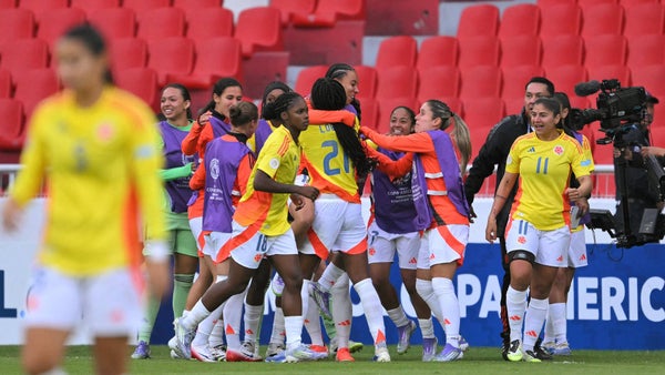 ¡Festeja Colombia! Mayra Ramírez, con este golazo, decretó el 3-2 vs. Brasil en la final de la Copa América