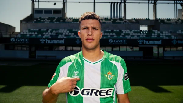 Nelson Deossa se convirtió en la venta más costosa de la historia del fútbol mexicano Nelson Deossa se convirtió en la venta más costosa de la historia del fútbol mexicano