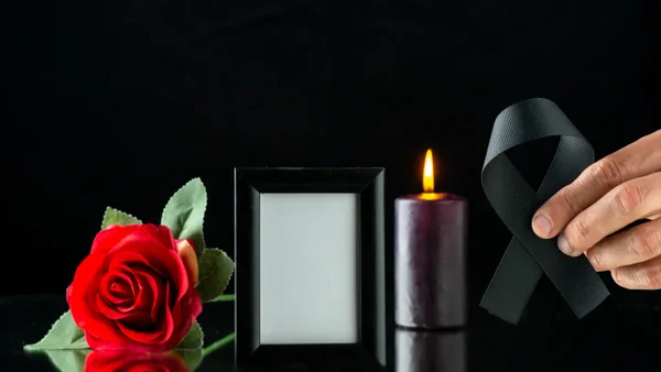 Reconocido actor fue encontrado muerto en su carro: esto reveló la Policía Reconocido actor fue encontrado muerto en su carro: esto reveló la Policía