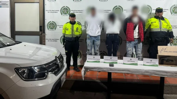 Tres ladrones fueron capturados luego de robar a un conductor de aplicación en Bogotá