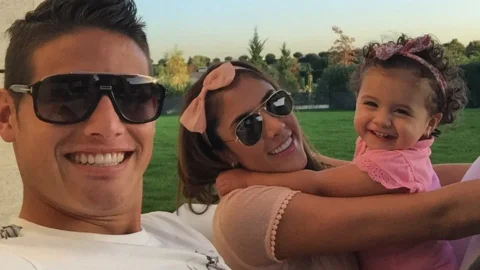 James Rodríguez Daniela Ospina y Salomé