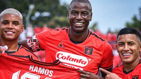 Adrián Ramos América de Cali (2)