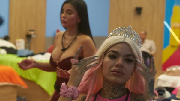 Melissa Gate se fue con todo contra Karina García y la modelo la enfrentó: así fue el 'picante' cruce