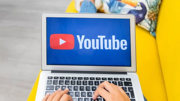 YouTube usará IA para identificar la edad de sus usuarios: ¿qué pasa si registra una fecha de nacimiento falsa?