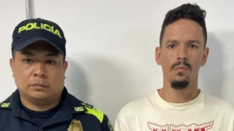 Hombre arrolló a agente de tránsito en Cali