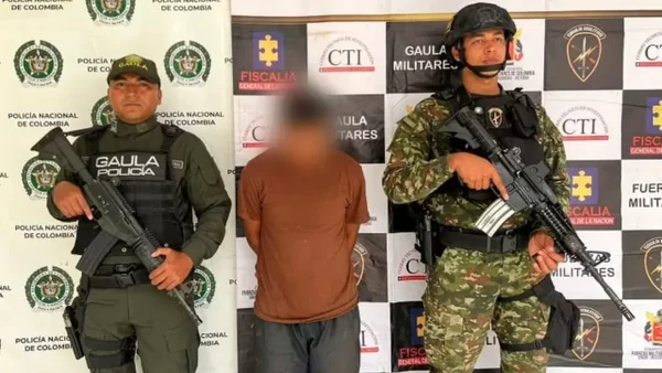 Descubren a extorsionador que se hacía pasar por jefe de las Farc: iba a recibir una millonaria suma