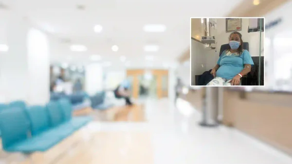 ¡Indignante! Madre de piloto de Presidencia lleva días en una silla de urgencias, esperando cama