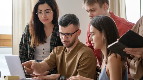 El impactante crecimiento de alumnos colombianos en reconocida universidad: estos son los datos El impactante crecimiento de alumnos colombianos en reconocida universidad: estos son los datos