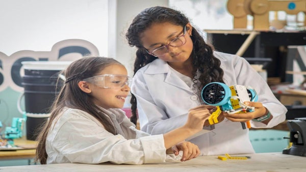 Makerspaces: la apuesta para acercar a más niñas a la ciencia y la tecnología