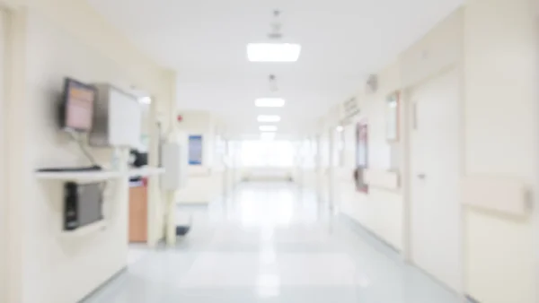 Reconocido cantante colombiano reveló que estuvo en riesgo de morir durante un diseño de sonrisa: ¿qué pasó?